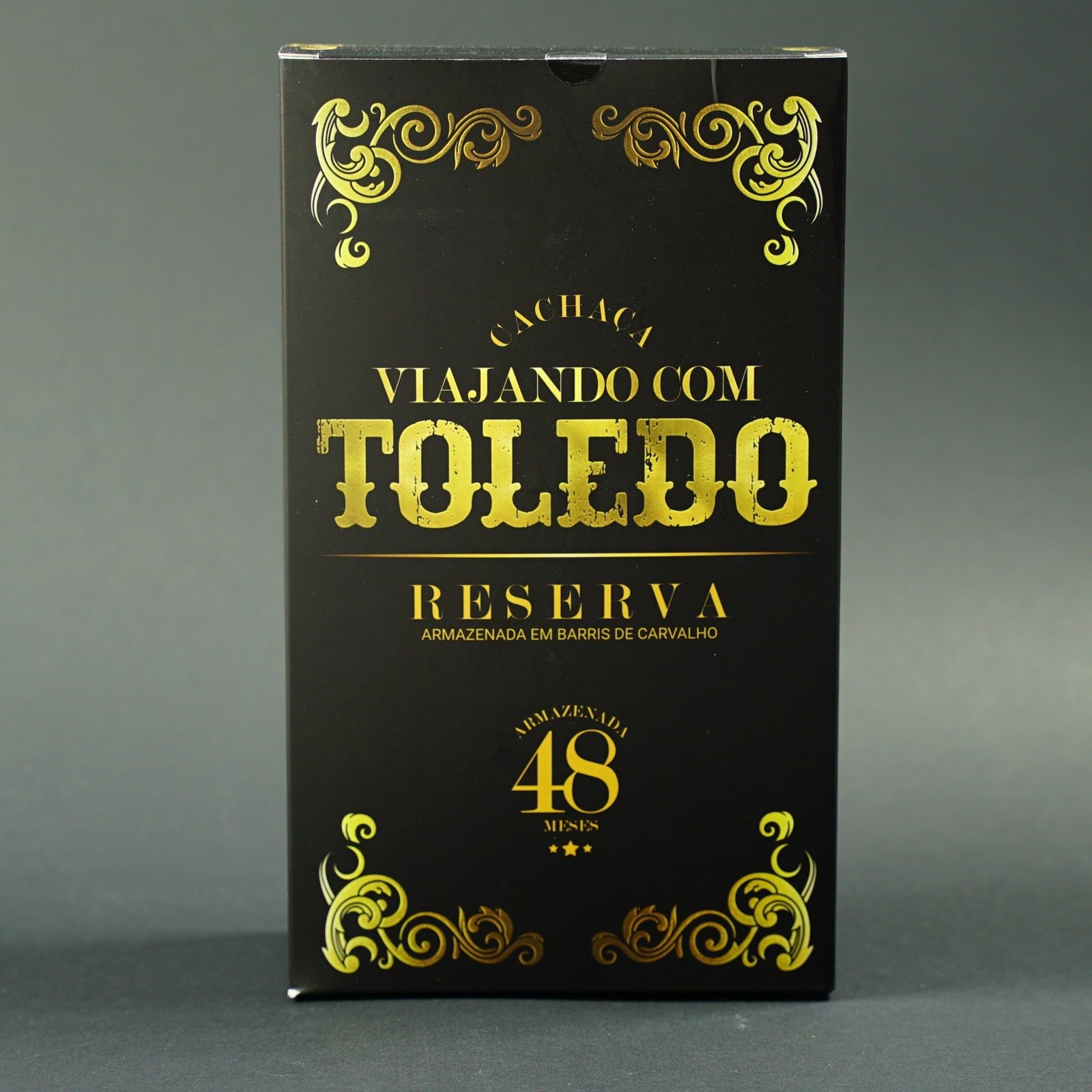 Cachaça Viajando com Toledo 750ml